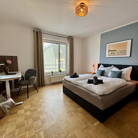 公寓 Business & Family Apartment, 90qm, Lift, Tg & Balkon *