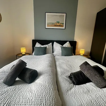 Business & Family Apartment, 90qm, Lift, Tg & Balkon 公寓 马格德堡