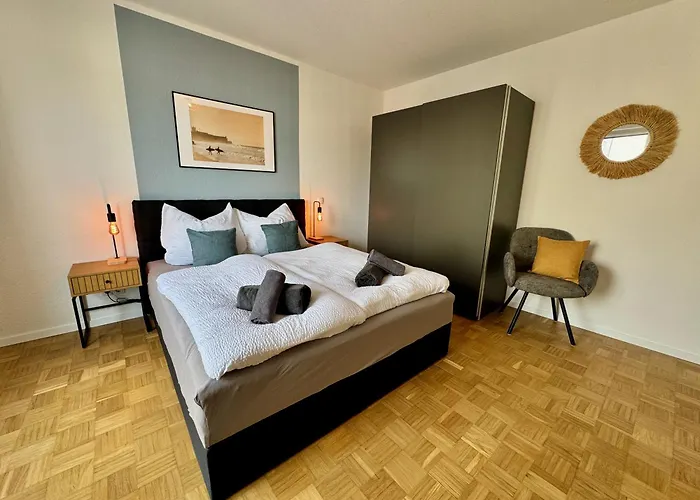 Business & Family Apartment, 90Qm, Lift, Tg & Balkon شقة *